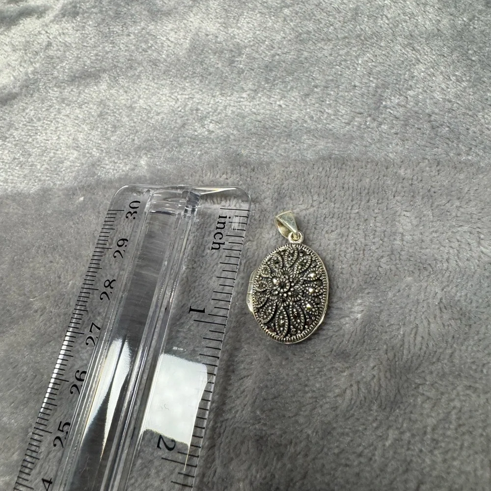 925A Thai Sterling Silver Marcasite Locket Pendant - Picture 6 of 6